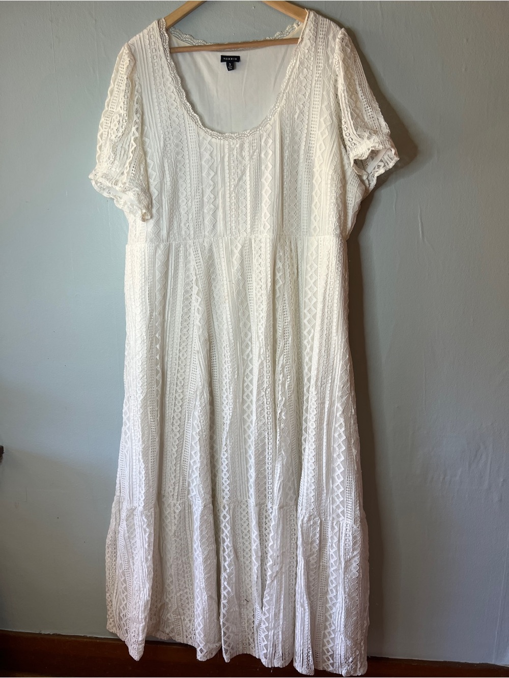torrid White Lace Maxi Dress